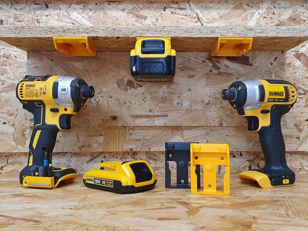 Dewalt 60v battery discount on 20v tool